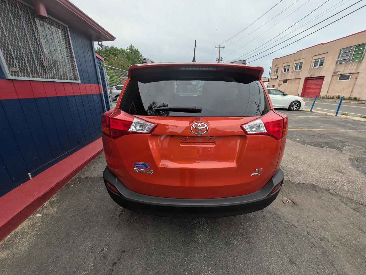 Toyota RAV4 AWD 4dr LE (Natl) 2015