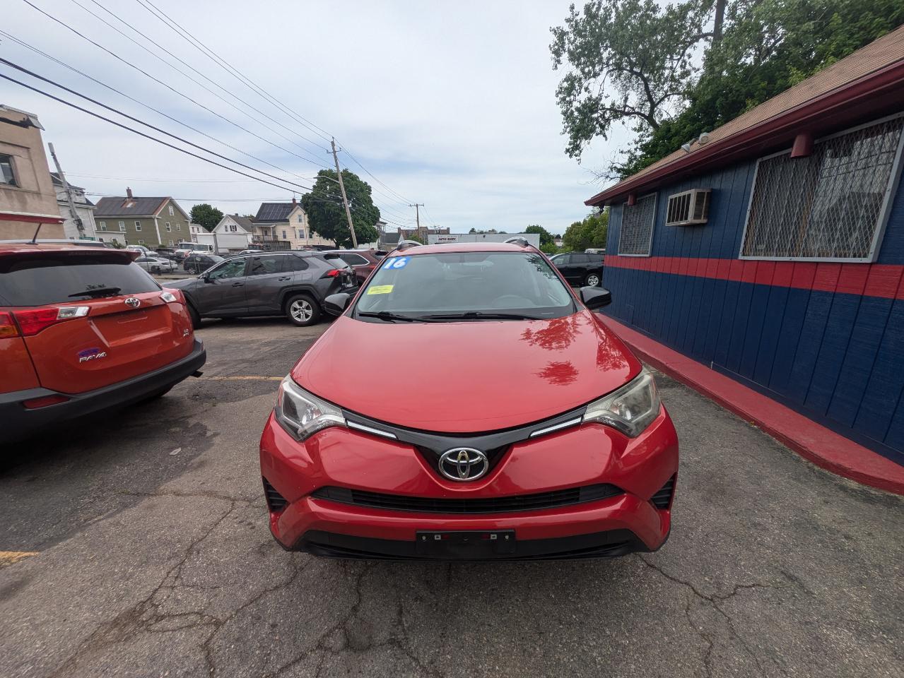 Toyota RAV4 AWD 4dr LE (Natl) 2016