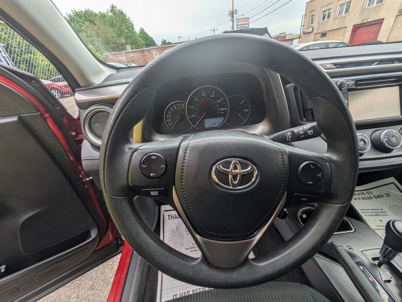 Toyota RAV4 AWD 4dr LE (Natl) 2016