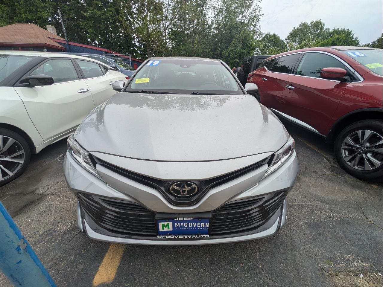Toyota Camry XLE Auto (Natl) 2019