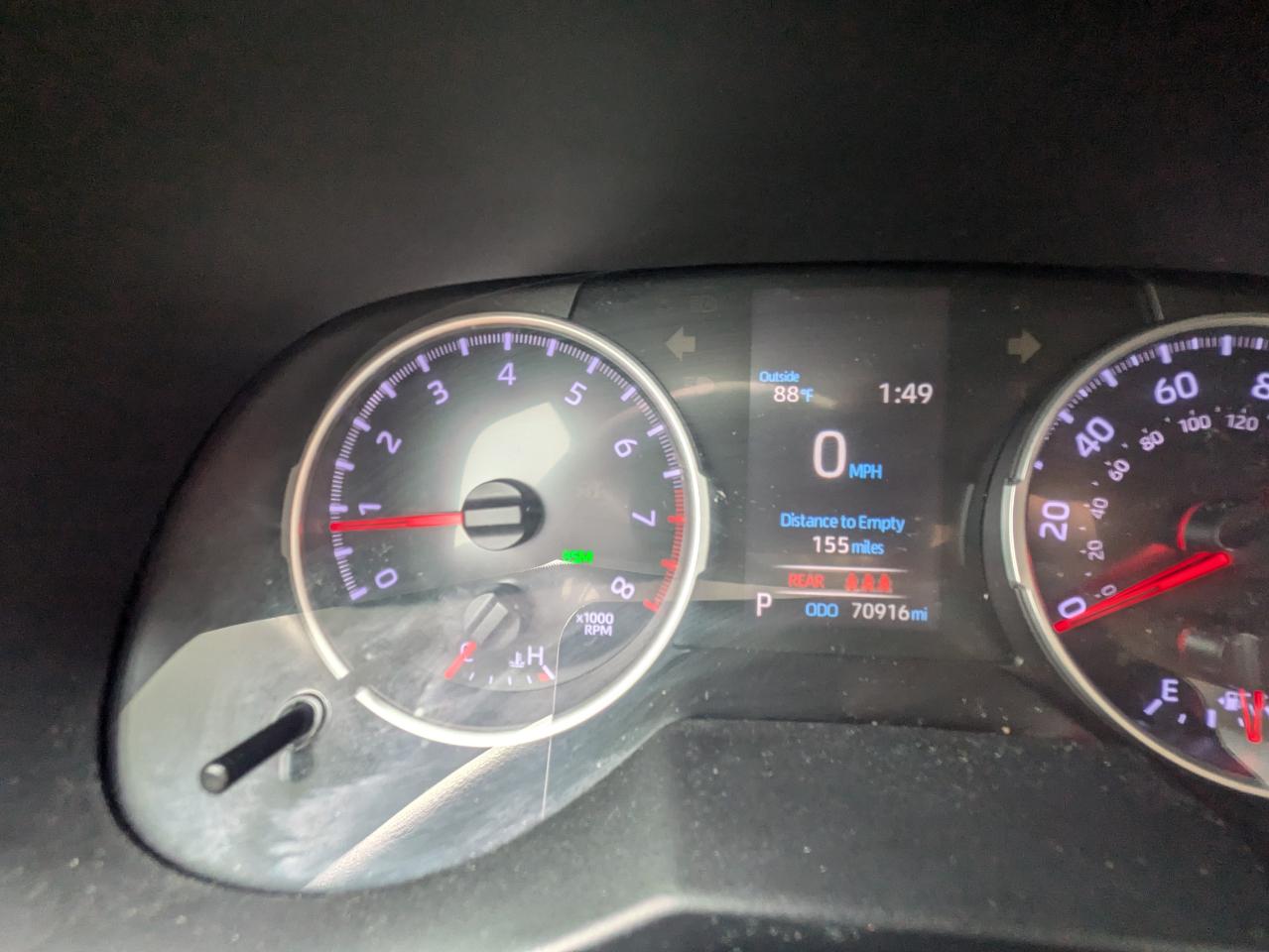 Toyota RAV4 LE AWD (Natl) 2020
