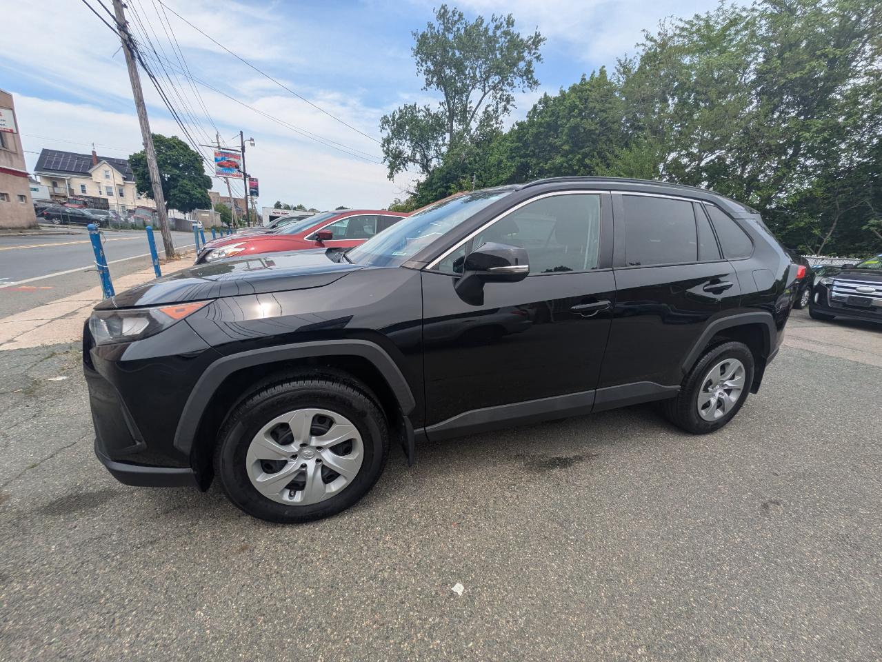 Toyota RAV4 LE AWD (Natl) 2020