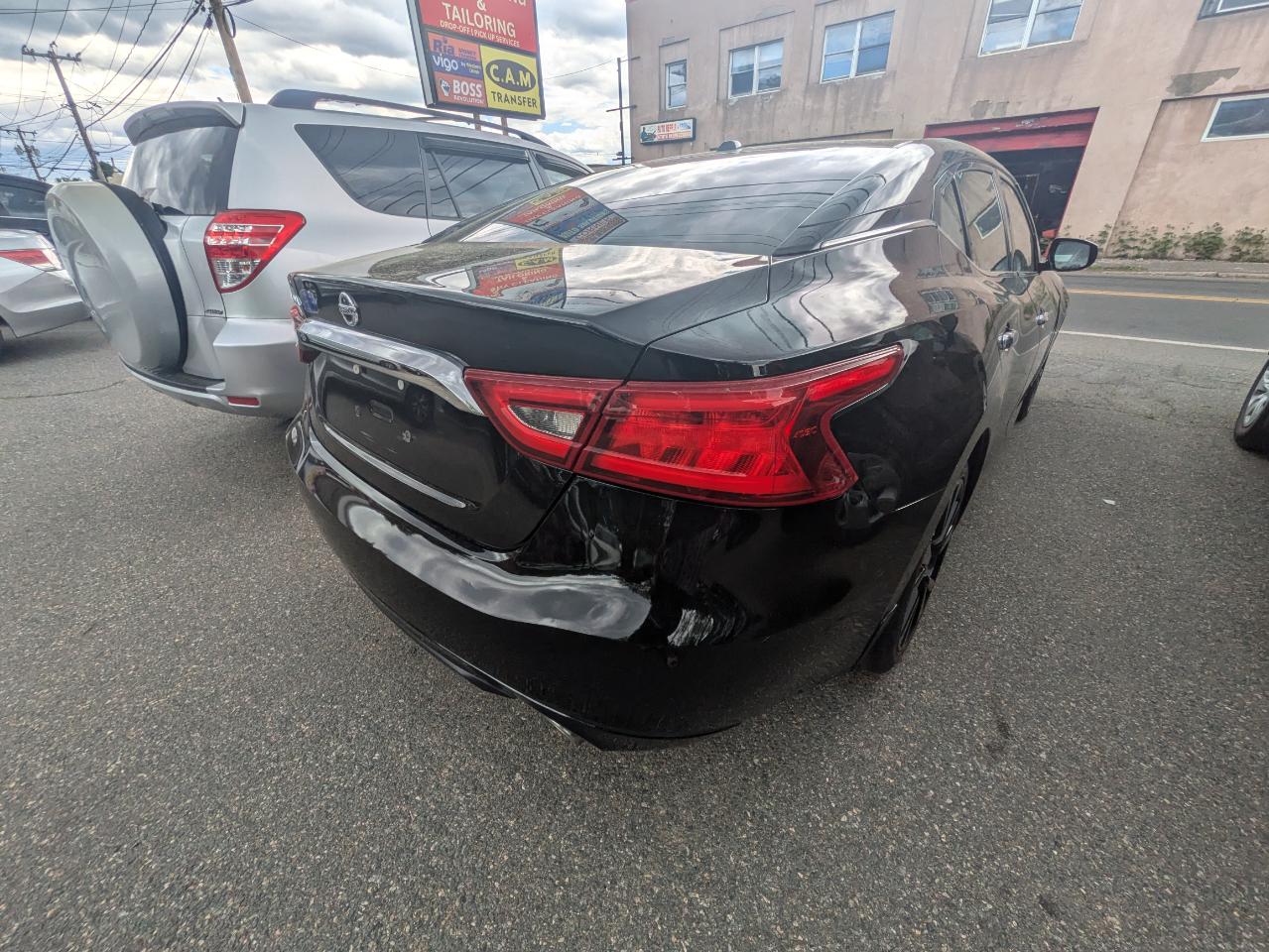 Nissan Maxima S 3.5L 2018