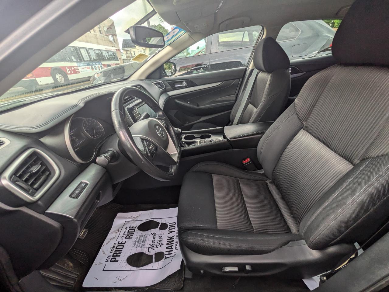 Nissan Maxima S 3.5L 2018