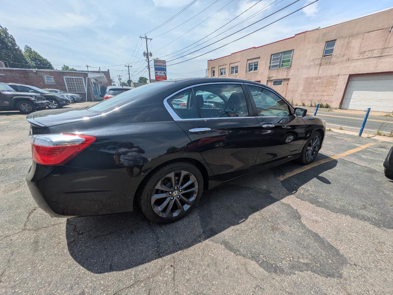 Honda Accord Sedan 4dr I4 CVT Sport 2015