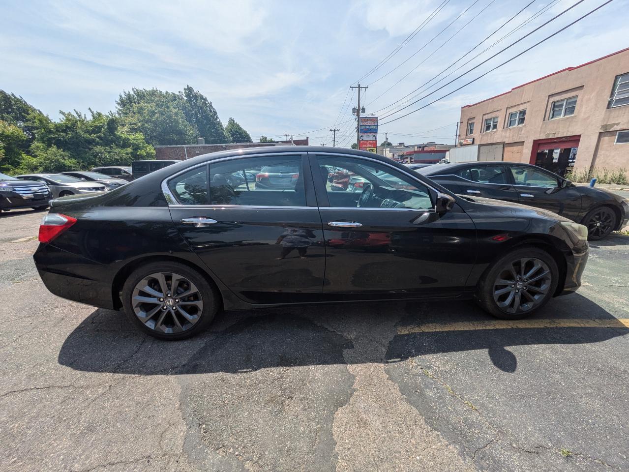 Honda Accord Sedan 4dr I4 CVT Sport 2015