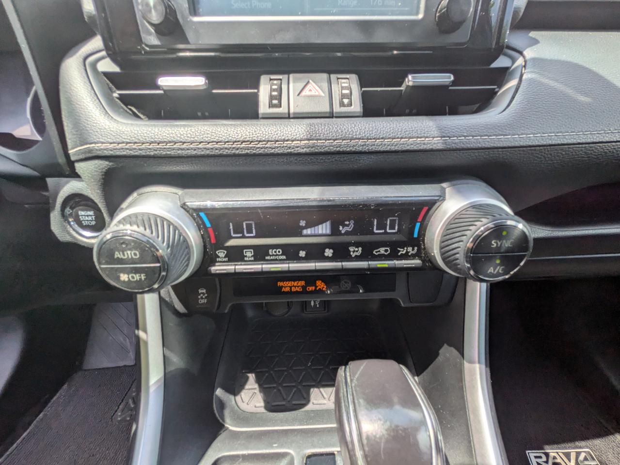 Toyota RAV4  2019