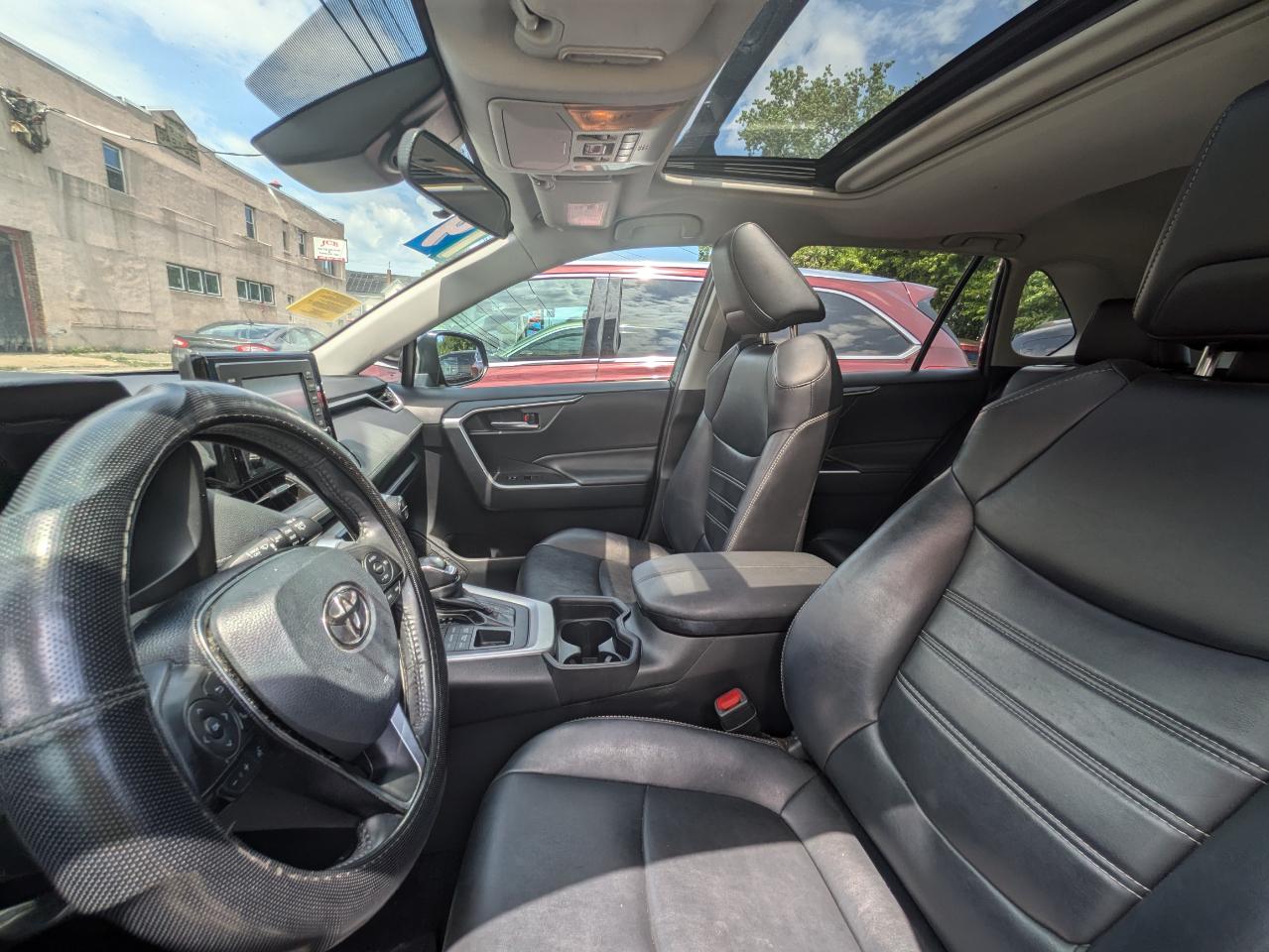 Toyota RAV4  2019