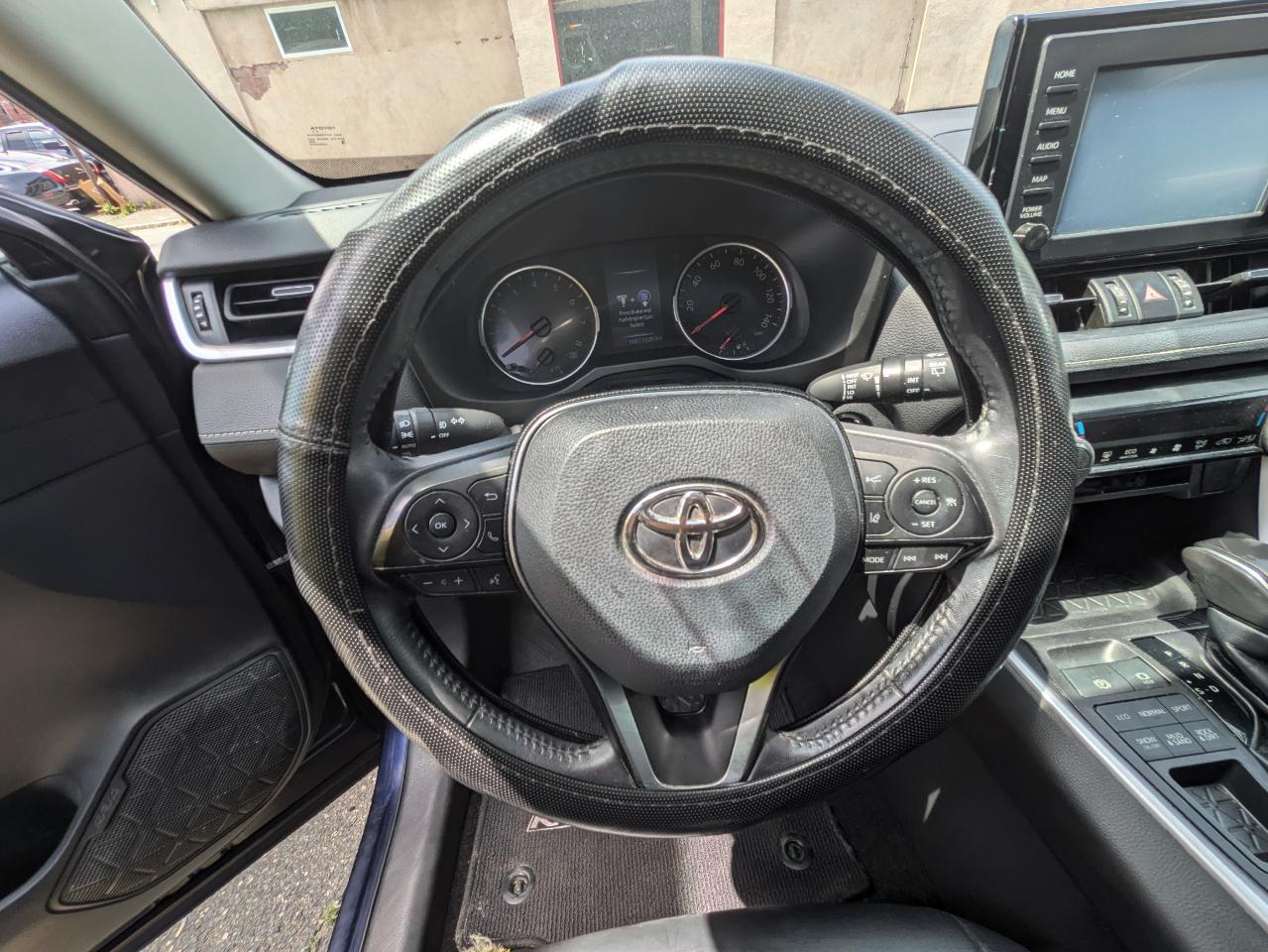 Toyota RAV4  2019