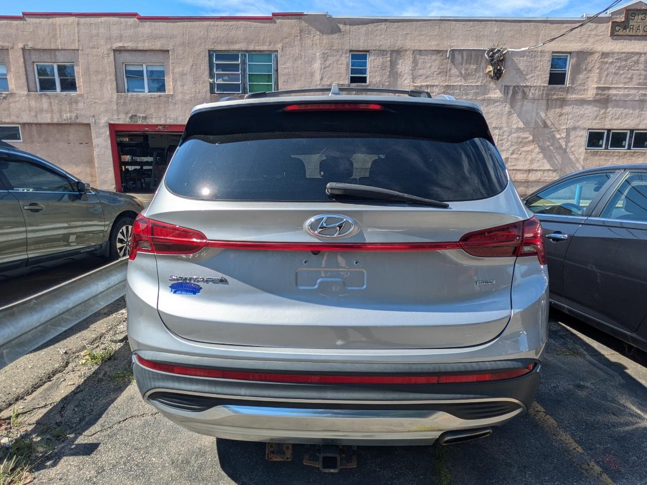 Hyundai Santa Fe SEL 2022