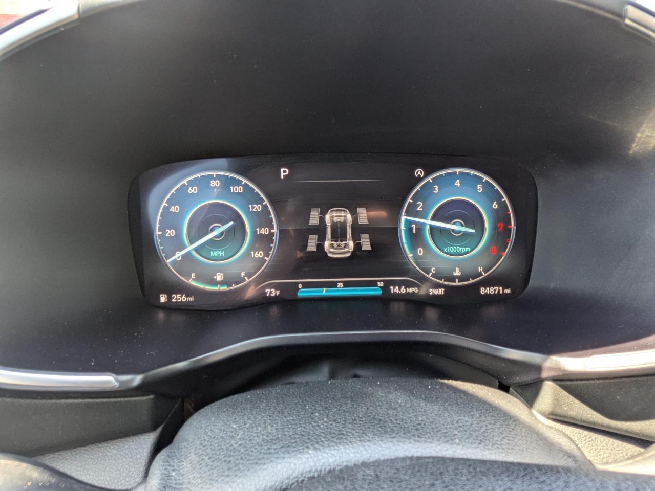 Hyundai Santa Fe SEL 2022
