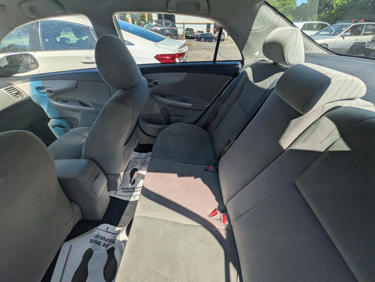Toyota Corolla LE 2013