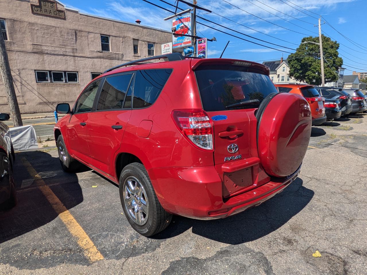 Toyota RAV4  2011