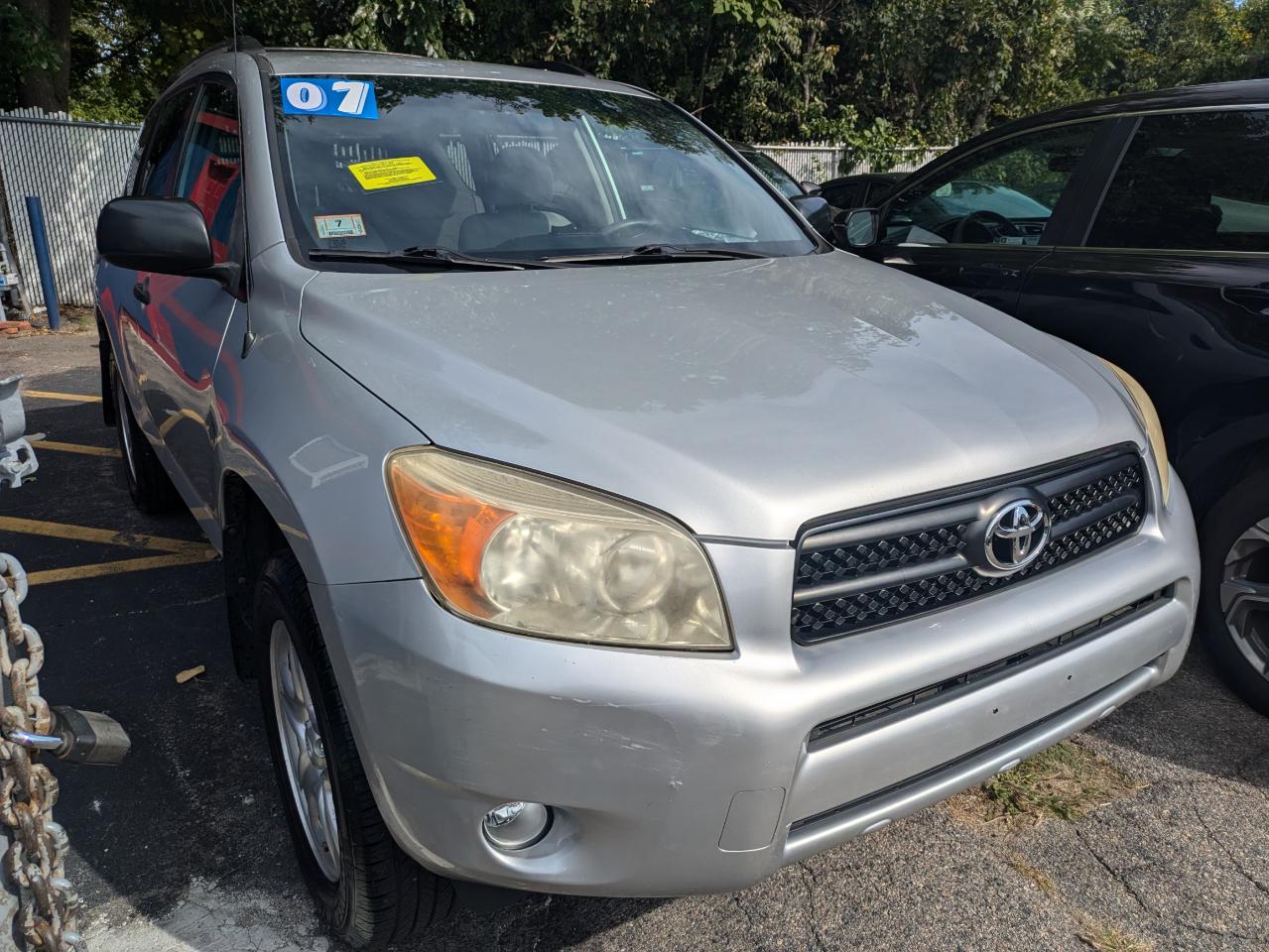 Toyota RAV4 2WD 4dr 4-cyl (Natl) 2007