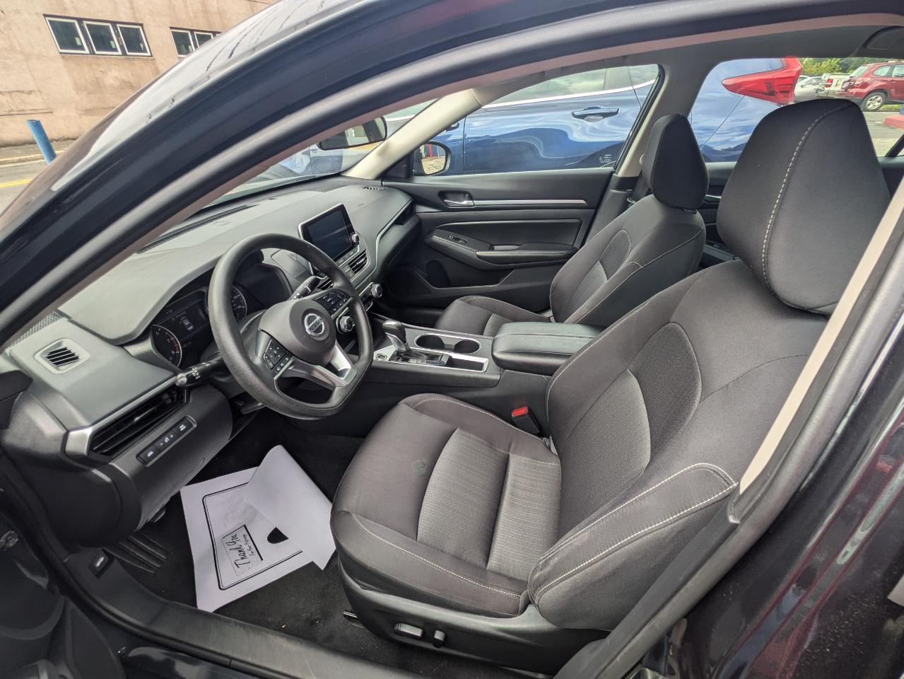 Nissan Altima 2.5 SV Sedan 2022