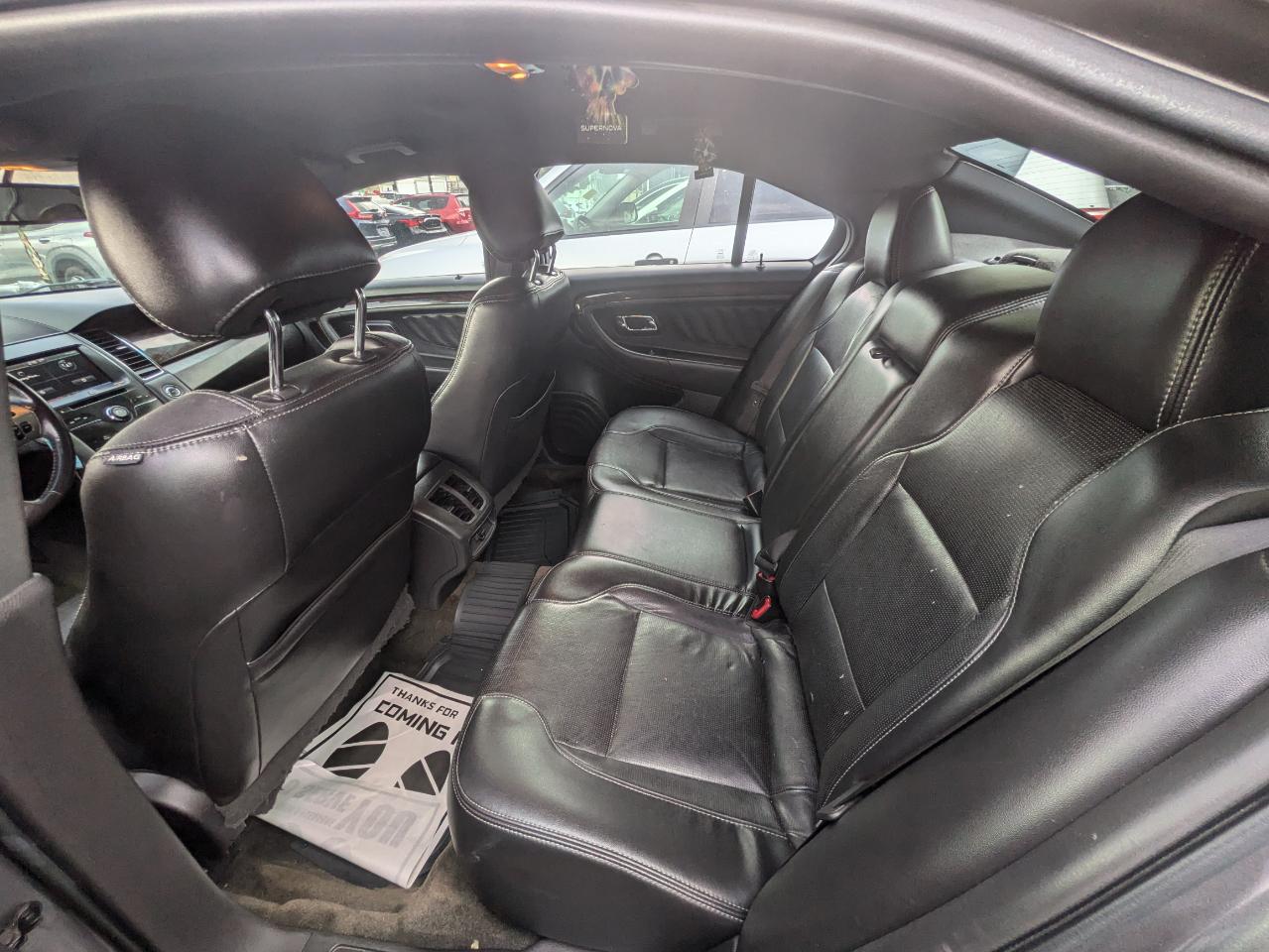 Ford Taurus 4dr Sdn Limited FWD 2013