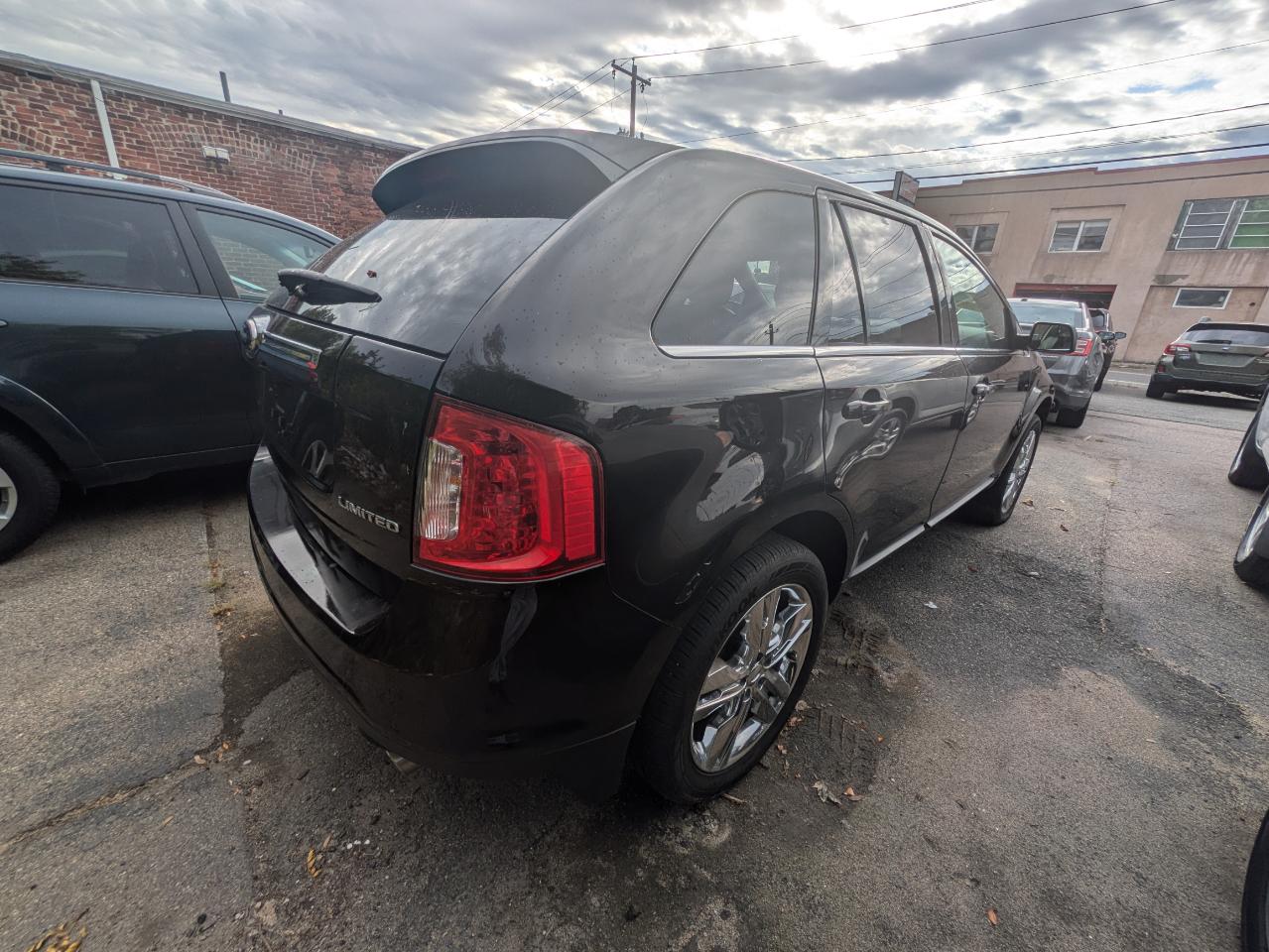 Ford Edge 4dr Limited FWD 2013