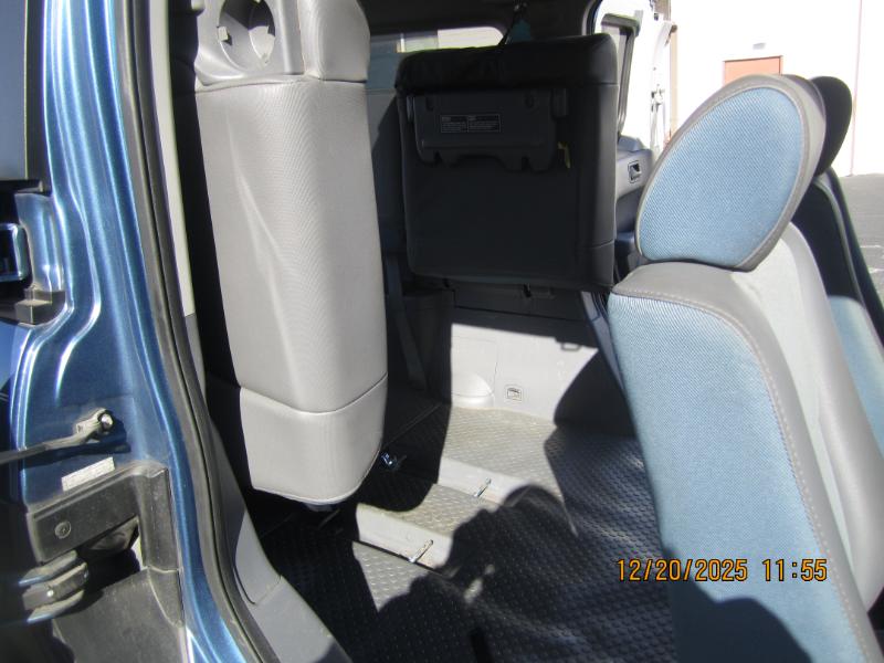 Honda Element LX 4WD AT 2006