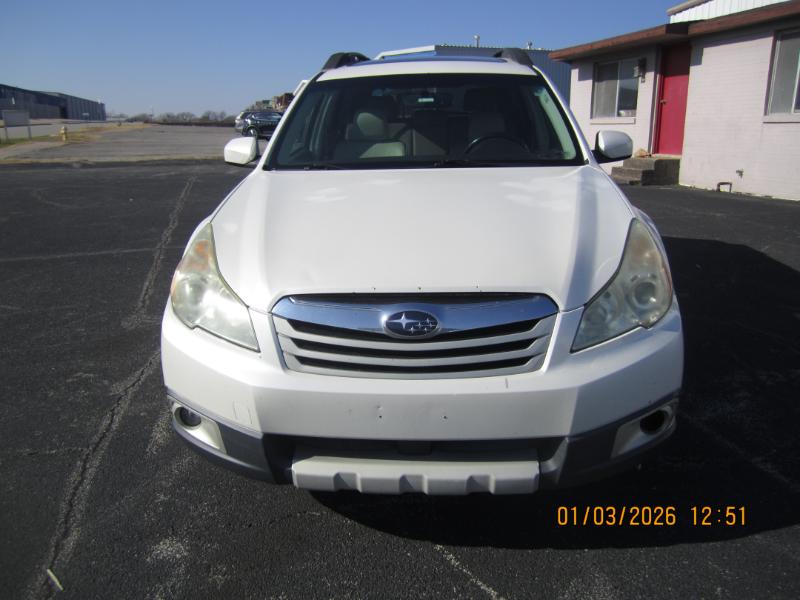 Subaru Outback 2.5i Limited 2011
