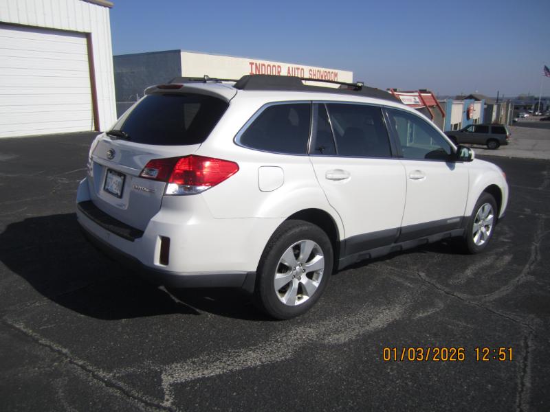 Subaru Outback 2.5i Limited 2011
