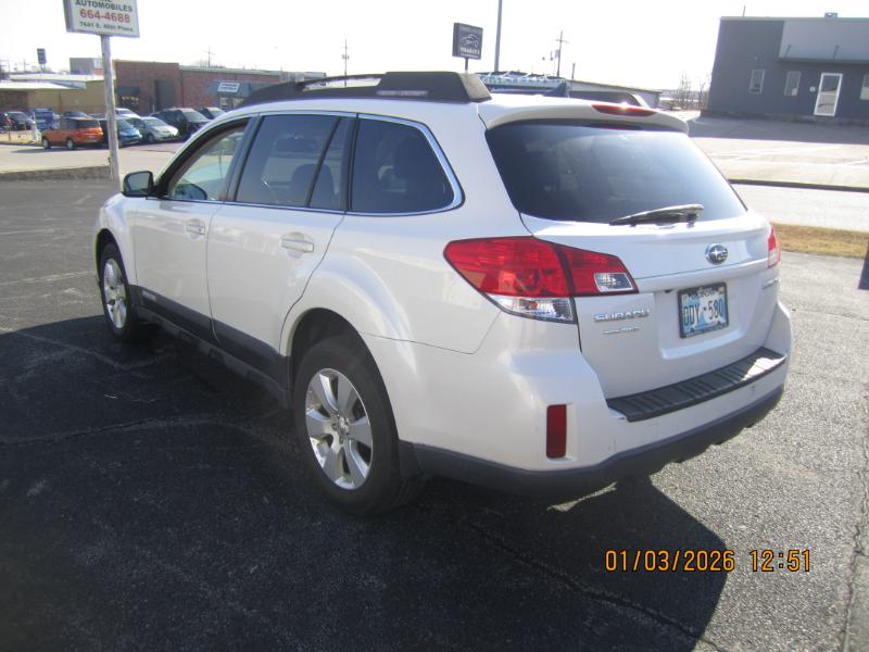 Subaru Outback 2.5i Limited 2011
