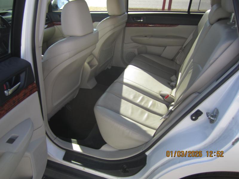 Subaru Outback 2.5i Limited 2011