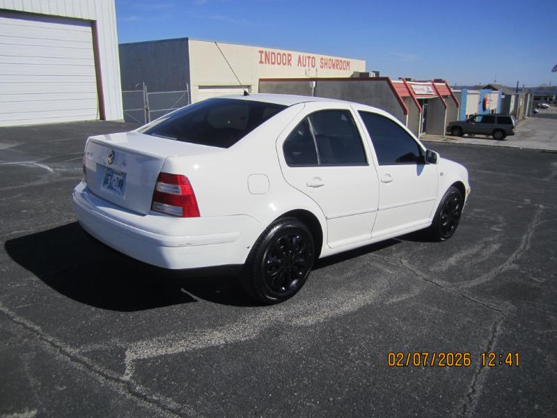 Volkswagen Jetta GL 2.0L 2004