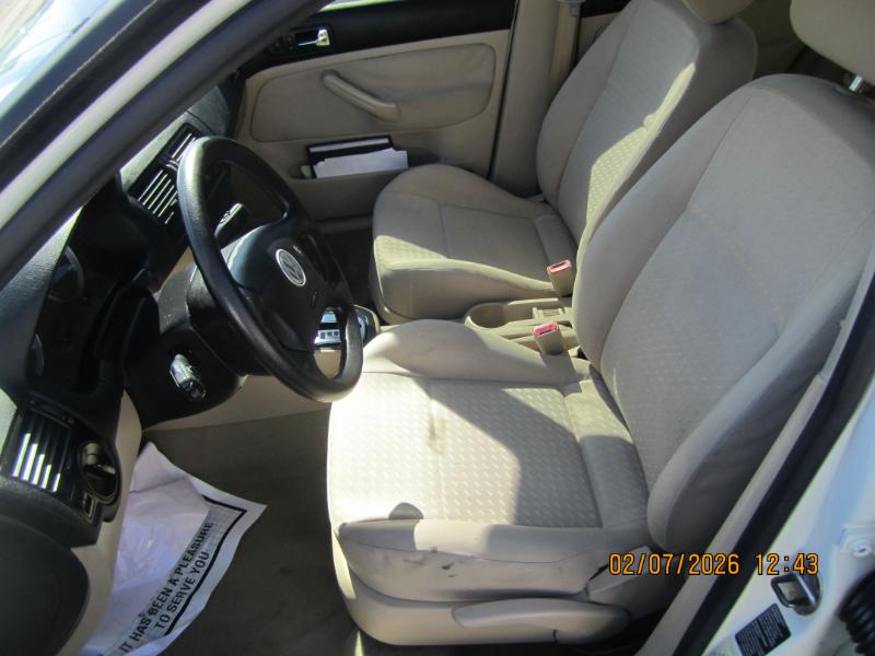 Volkswagen Jetta GL 2.0L 2004