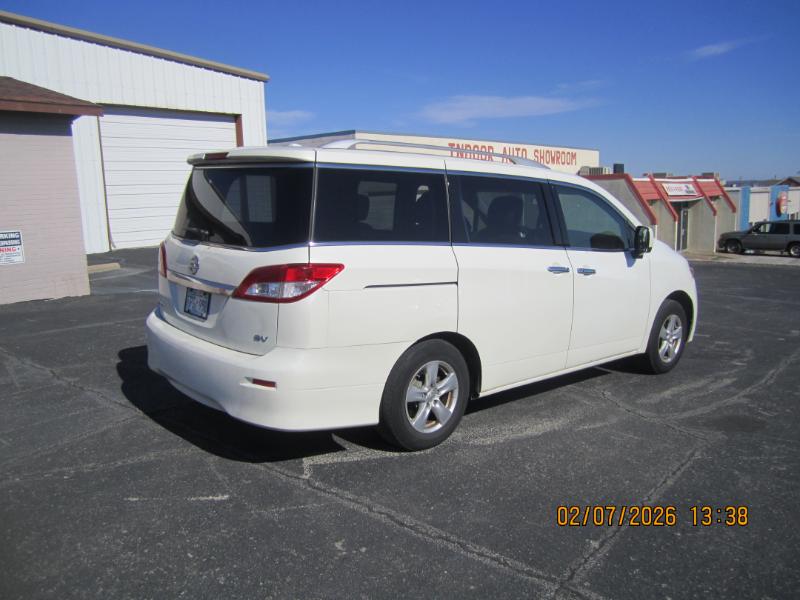 Nissan Quest S 2016