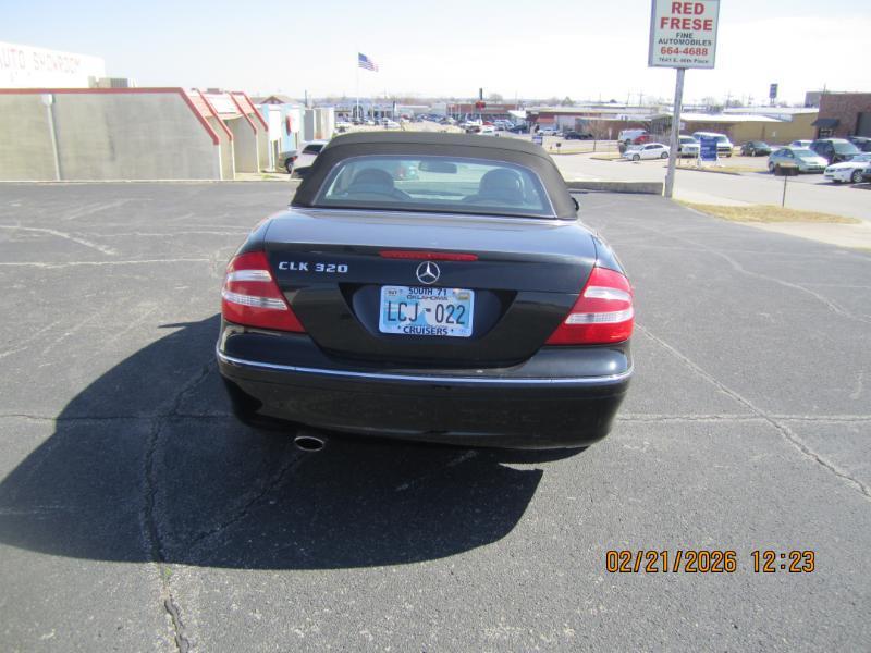 Mercedes-Benz CLK-Class CLK320 Cabriolet 2004