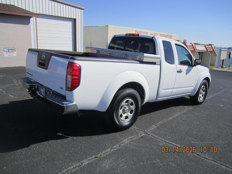 Nissan Frontier SE King Cab 2WD 2010