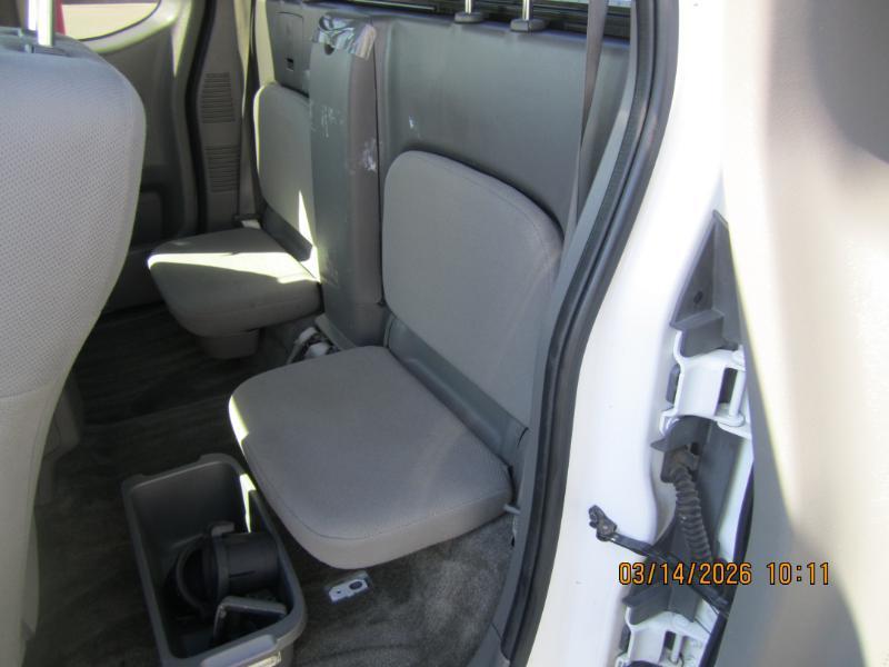 Nissan Frontier SE King Cab 2WD 2010