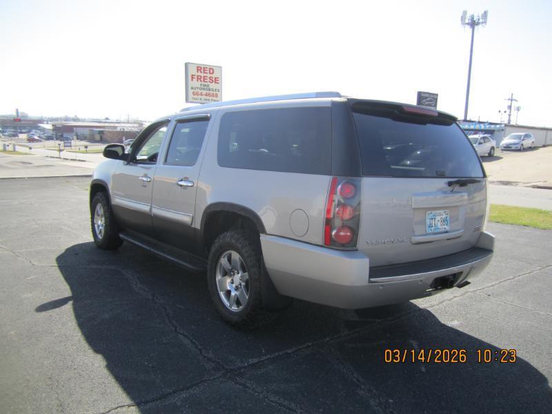 GMC Yukon Denali XL AWD 2007