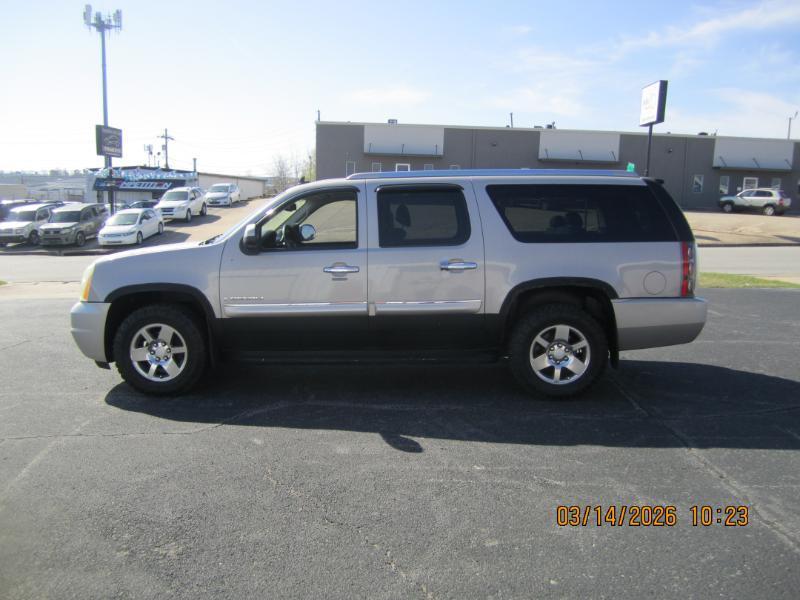 GMC Yukon Denali XL AWD 2007