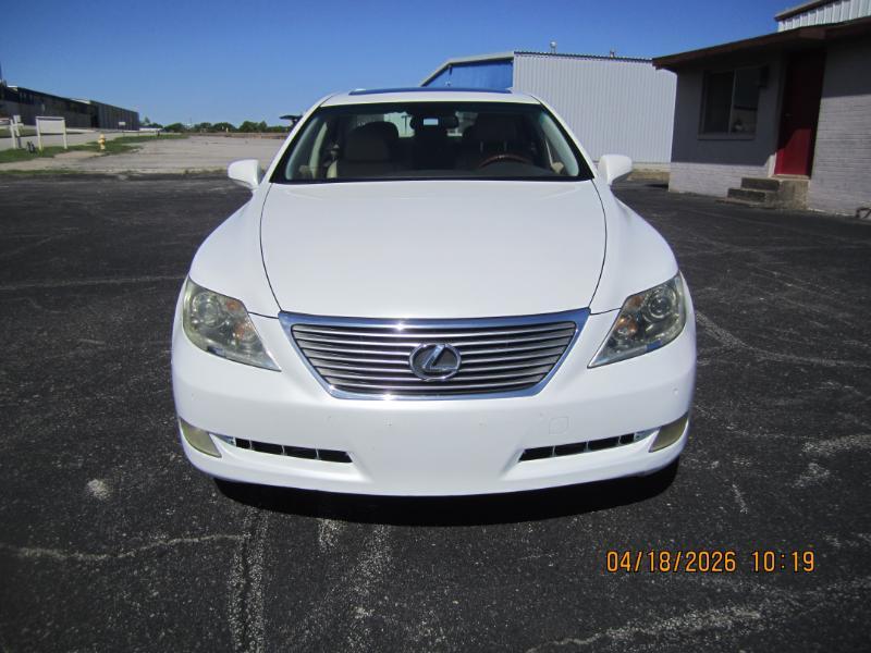 Lexus LS 460 Luxury Sedan 2007