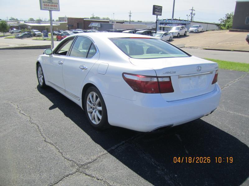 Lexus LS 460 Luxury Sedan 2007
