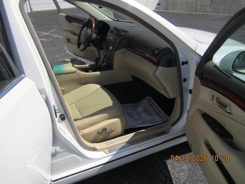 Lexus LS 460 Luxury Sedan 2007