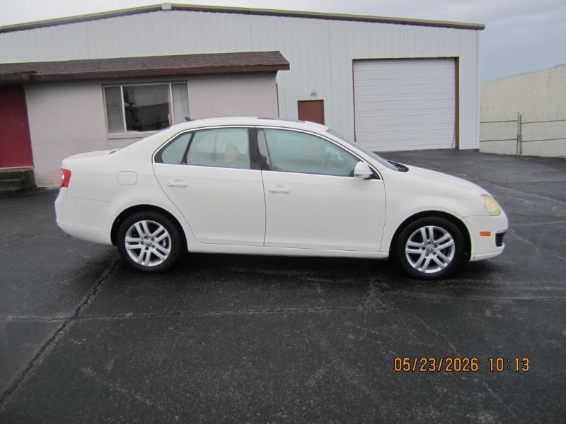 Volkswagen Jetta 2.5L w/ Pkg. 1 & Sunroof 2007