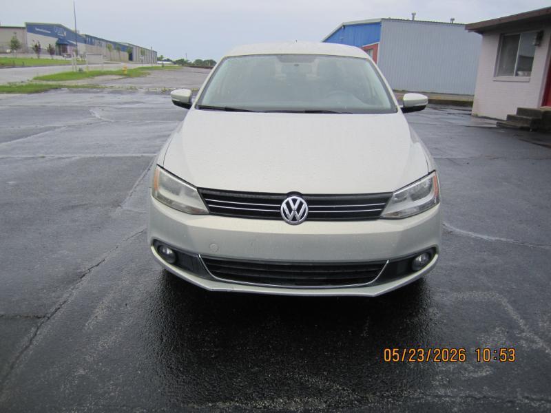 Volkswagen Jetta SEL 2011