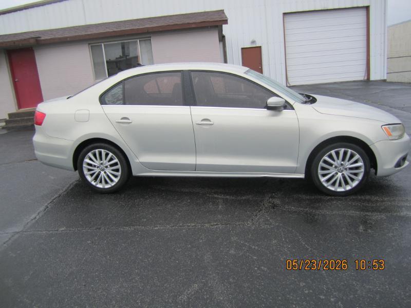 Volkswagen Jetta SEL 2011