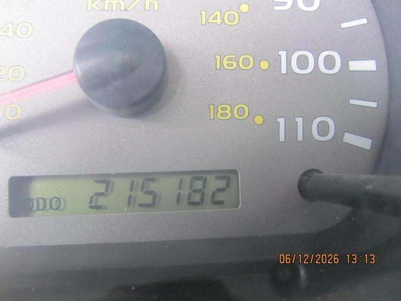 Toyota Sequoia SR5 4WD 2002