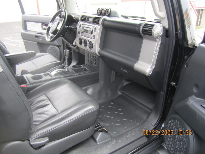 Toyota FJ Cruiser 2WD 2007