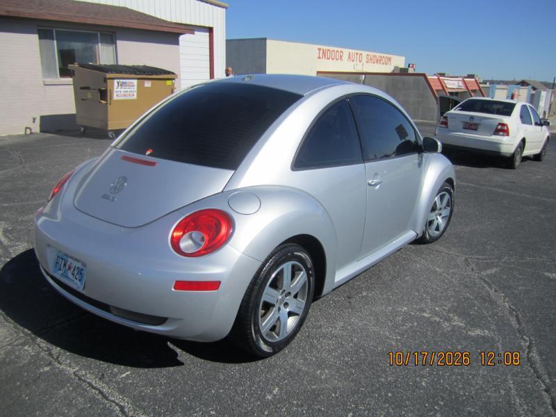 Volkswagen New Beetle 2.5L 2006