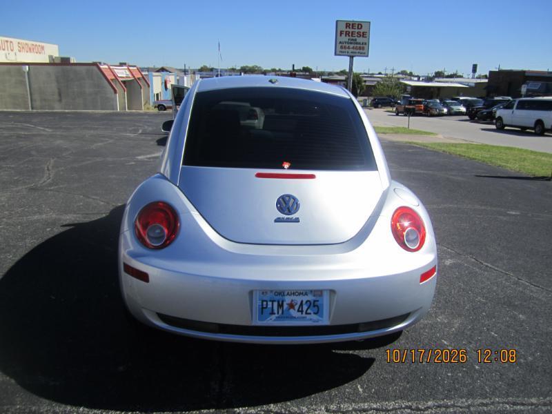 Volkswagen New Beetle 2.5L 2006