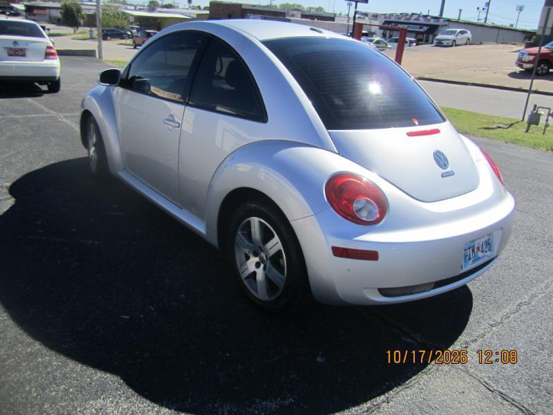 Volkswagen New Beetle 2.5L 2006