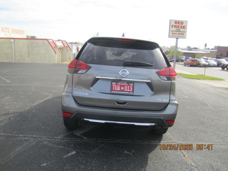 Nissan Rogue SV AWD 2018