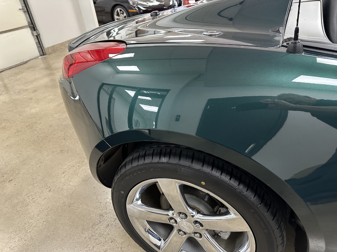 2007 Pontiac Solstice Convertible photo 15