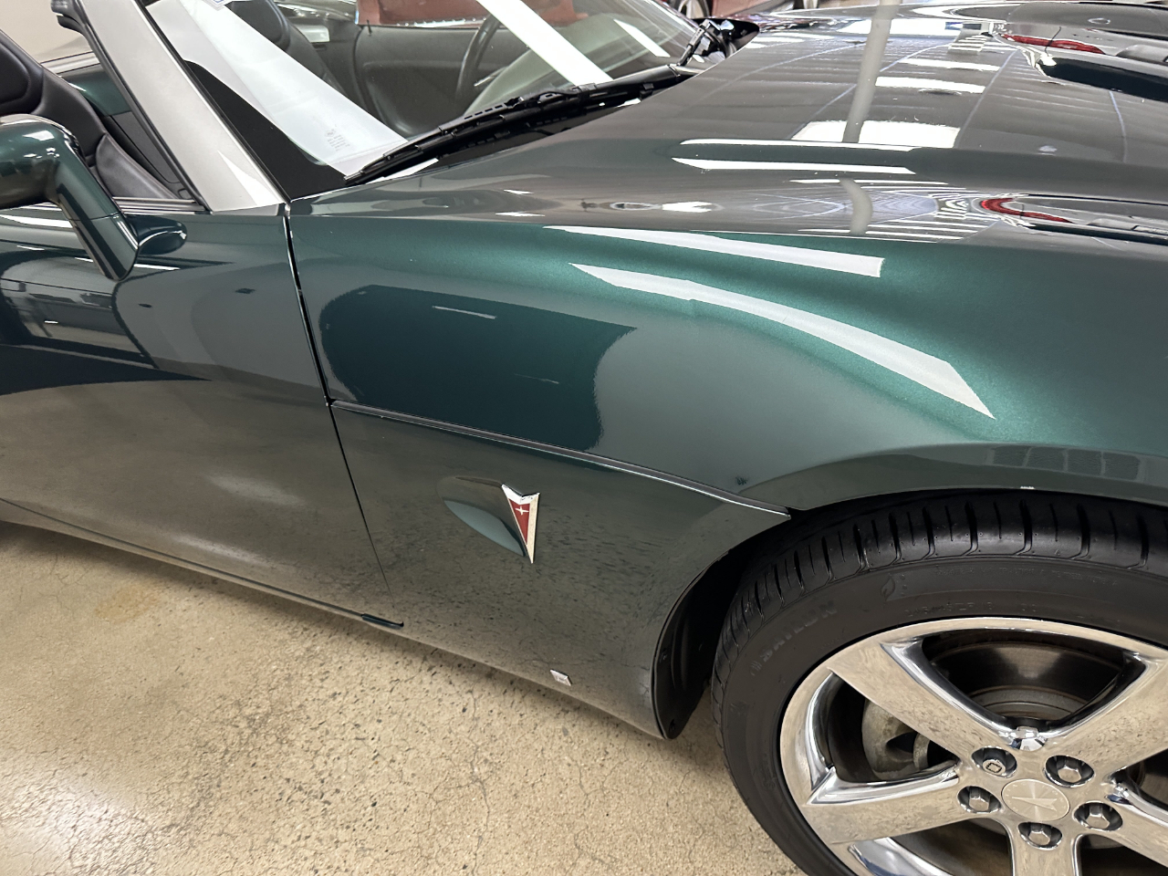 2007 Pontiac Solstice Convertible photo 19