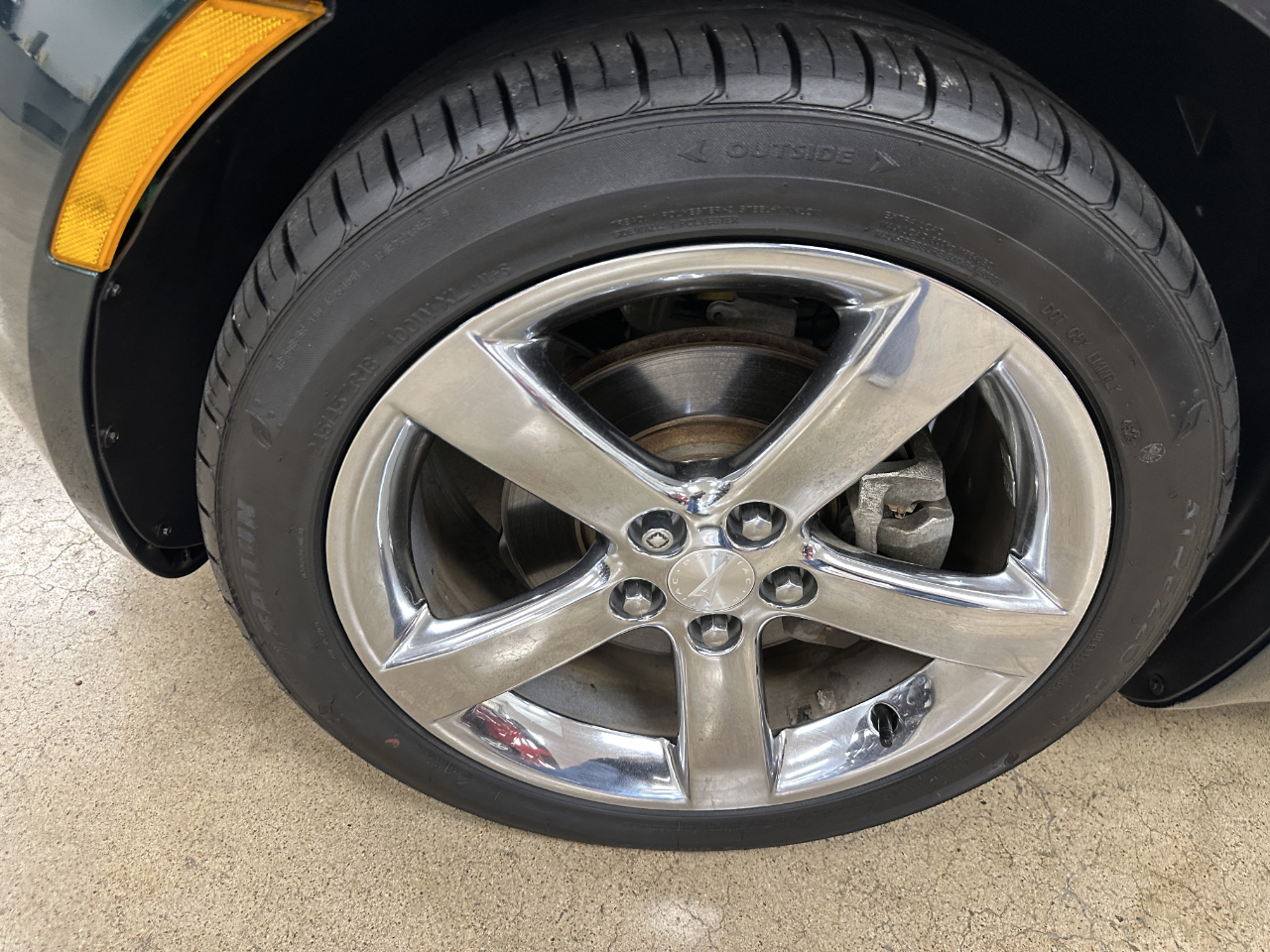 2007 Pontiac Solstice Convertible photo 27