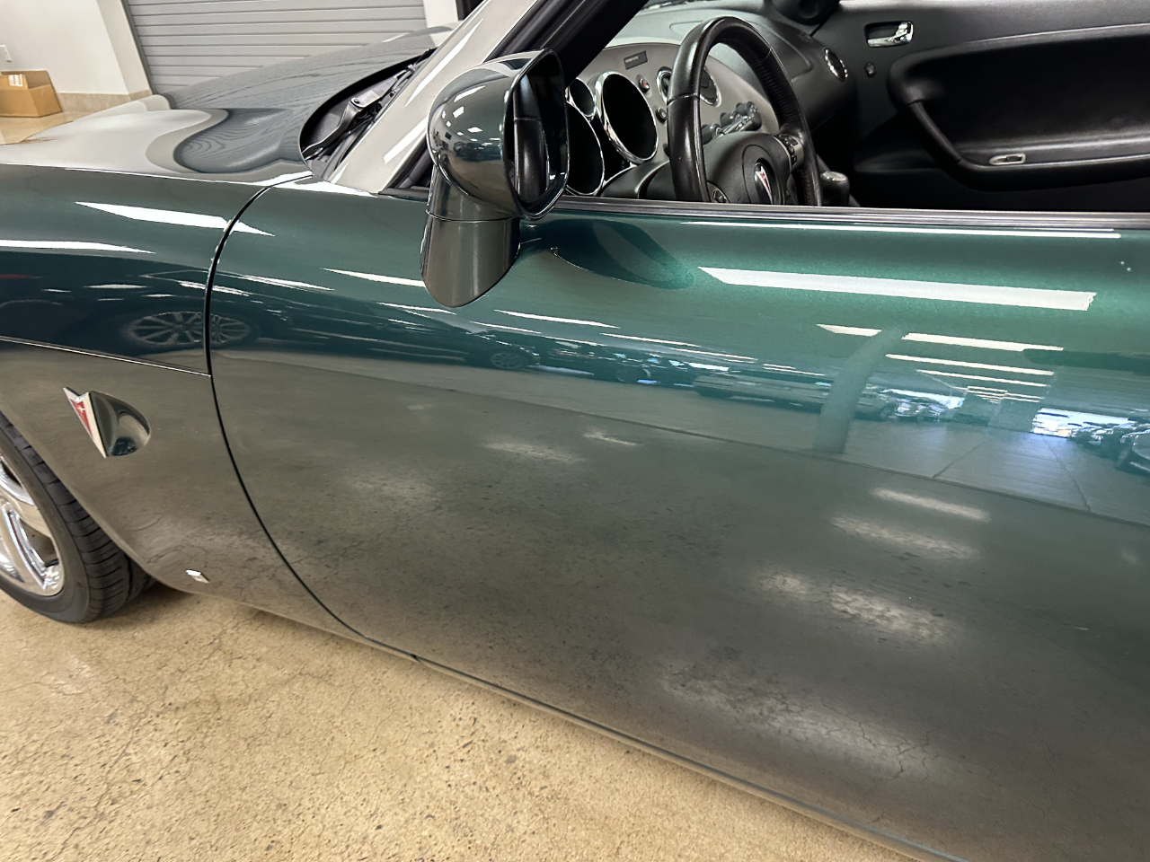 2007 Pontiac Solstice Convertible photo 30